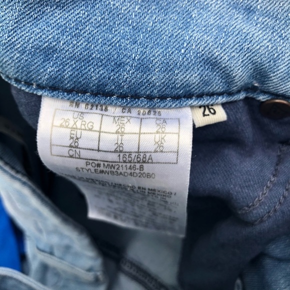 GUESS LOS ANGELES Distressed Lightwash Ripped Skinny Jeans Size 26 - Picture 5 of 5